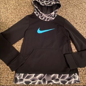 Youth size Small (8)Nike hoodie